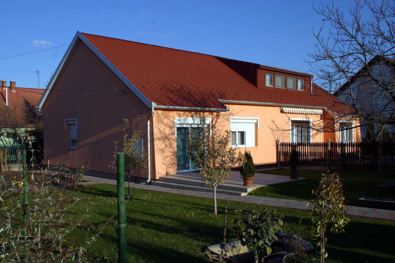 IKO Armourshield tagshingles Teglrød